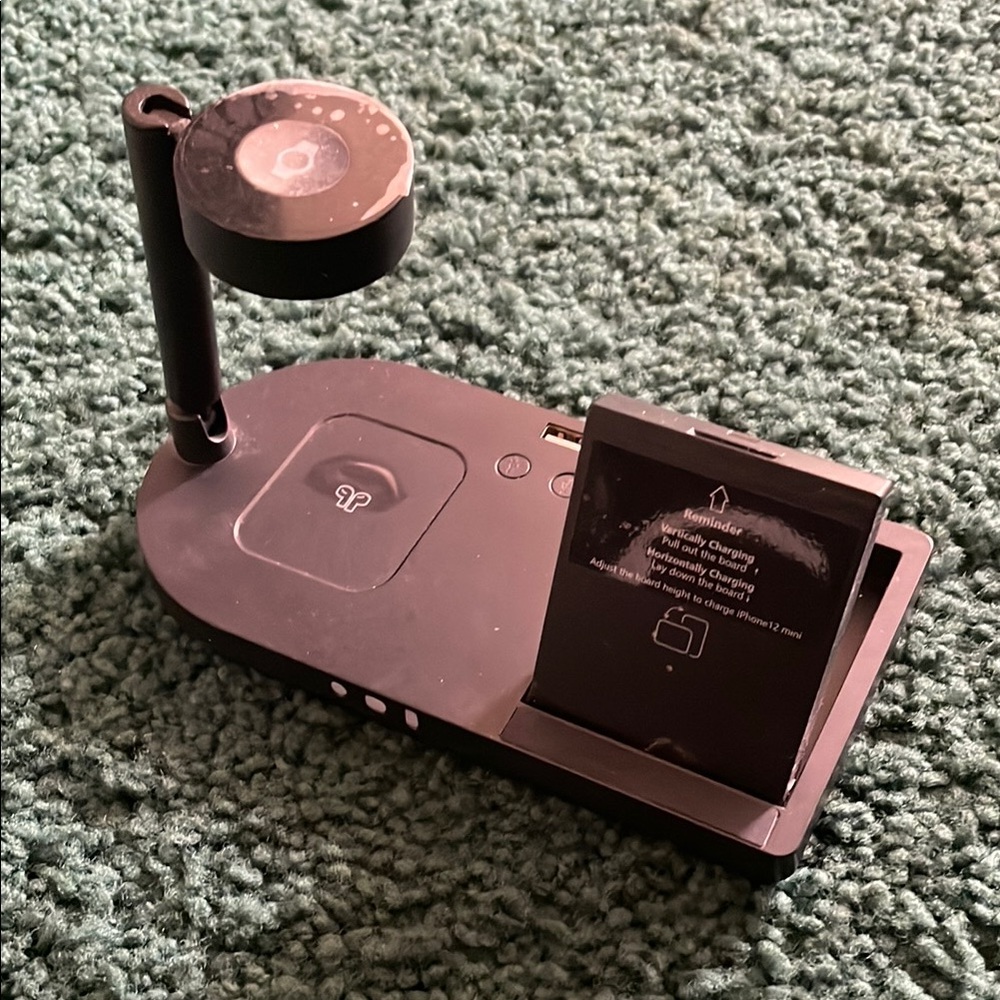 Black multi charger with Stand